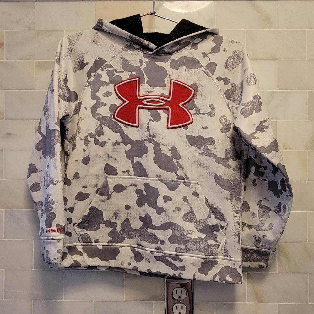Under Armour Medium White/Gray Camouflage Hoodie.